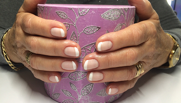 manicure-french-min2.jpg