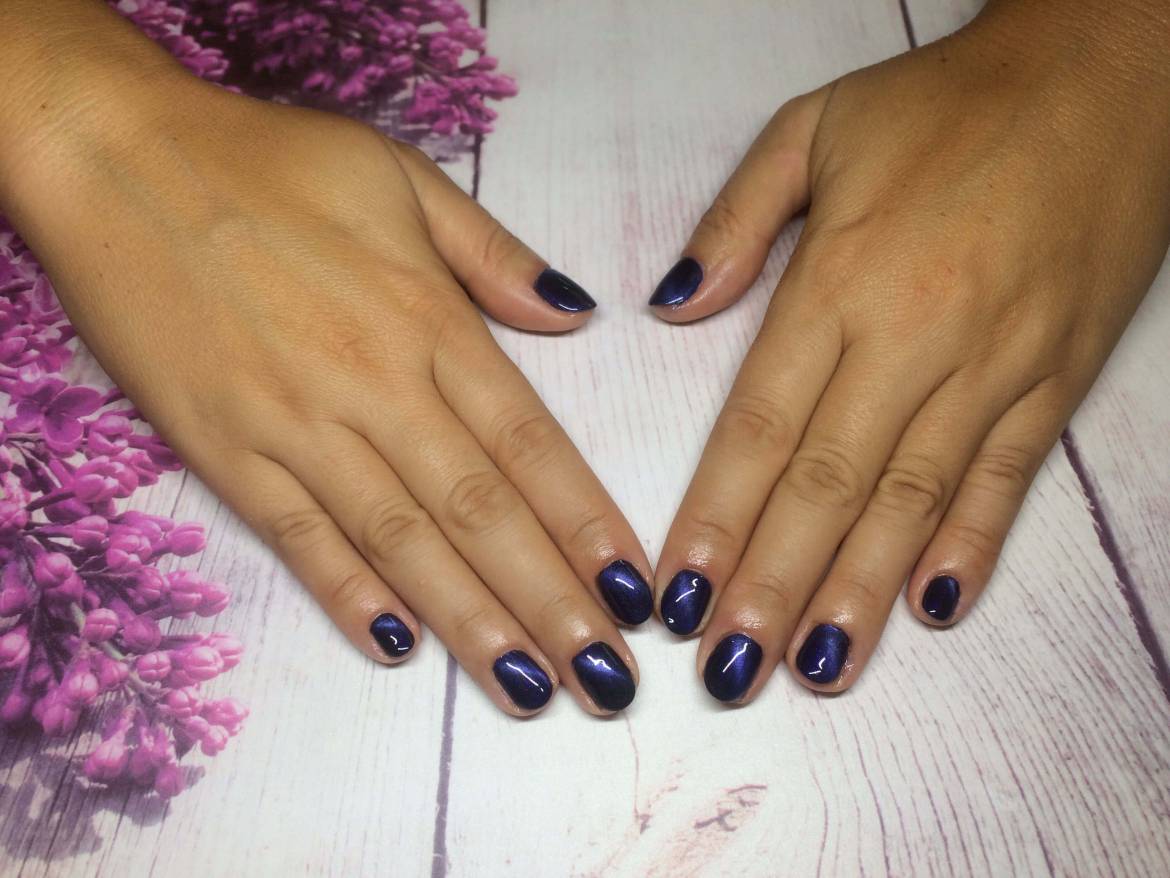 Manicure_kocie_oko_1.jpg